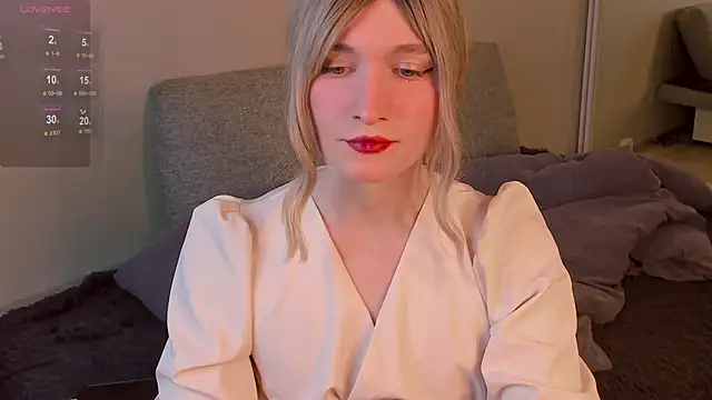 foxy jpg online show from 20, 3, 2025