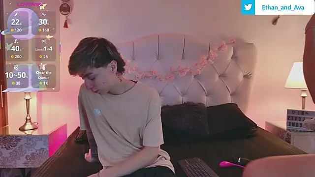 ethan and ava online show from 30, 9, 2025