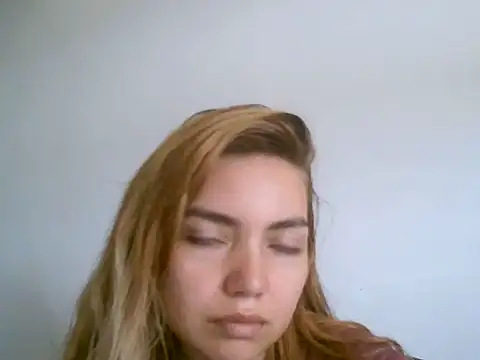 Snapshot of VittoriaTaylor chatting on 20, 11, 2025 VittoriaTaylor online show from 20, 11, 2025