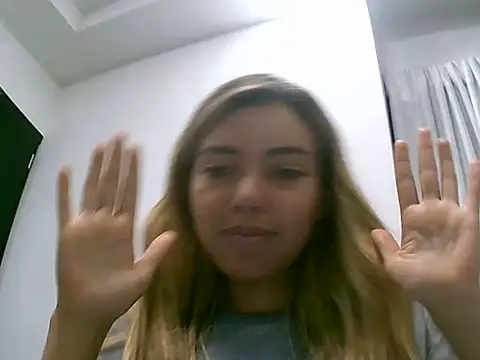 VittoriaTaylor online show from 22, 5, 2026