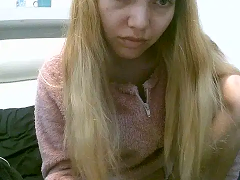 Snapshot of VittoriaTaylor chatting on 23, 10, 2025 VittoriaTaylor online show from 23, 10, 2025