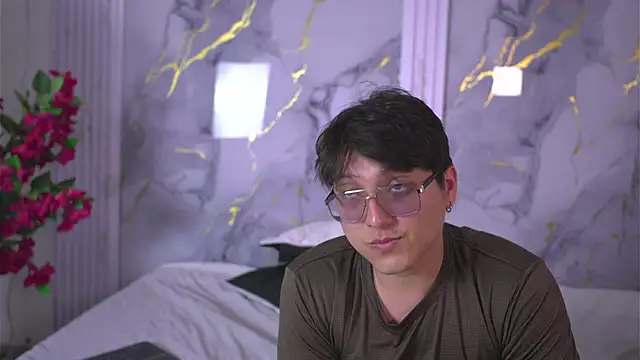 vanilla hot online show from 28, 11, 2025