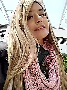 monicavictoria1301 online show from 12, 5, 2026