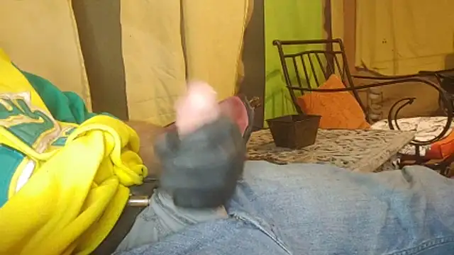 Snapshot of bwcbeat83 chatting on 12, 2, 2026 bwcbeat83 online show from 12, 2, 2026