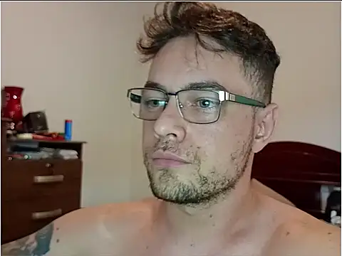 Dyllan   online show from 15, 4, 2026