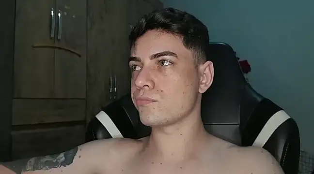 Snapshot of Dyllan__ chatting on 23, 1, 2025 Dyllan online show from 23, 1, 2025