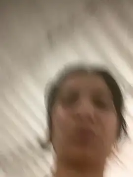 Bella still online show from 18, 3, 2025