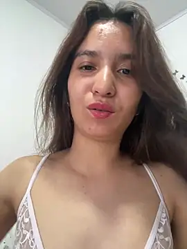 Bella still online show from 15, 4, 2026