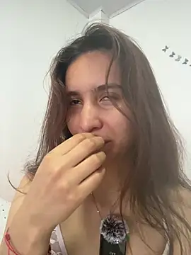 Bella still online show from 14, 5, 2026