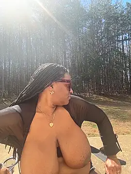 xoxoHotCoCo online show from 10, 3, 2026