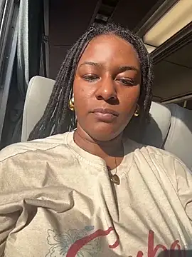 xoxoHotCoCo online show from 9, 3, 2026