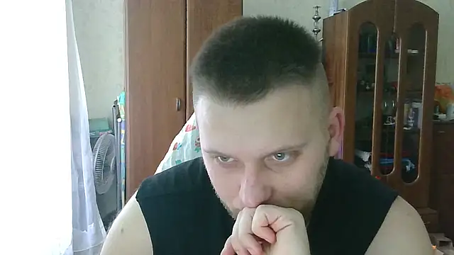 Snapshot of HunterOnBoobs chatting on 15, 2, 2025 HunterOnBoobs online show from 15, 2, 2025