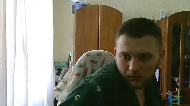 Snapshot of HunterOnBoobs chatting on 27, 2, 2025 HunterOnBoobs online show from 27, 2, 2025