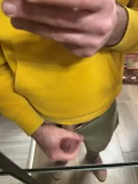 Snapshot of Klaus298 chatting on 3, 12, 2025 Klaus298 online show from 3, 12, 2025