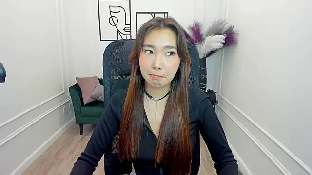 AnnaReyla online show from 7, 11, 2025