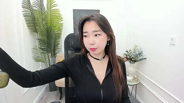 AnnaReyla online show from 3, 11, 2025