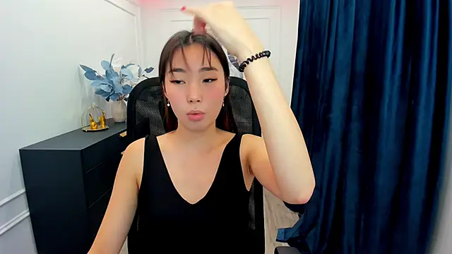 AnnaReyla online show from 29, 9, 2025