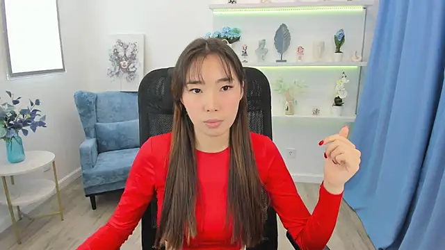 AnnaReyla online show from 10, 10, 2025