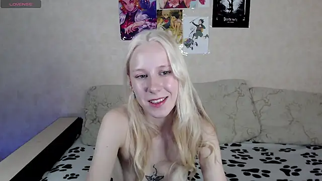 Mary Kitty88 online show from 5, 2, 2025