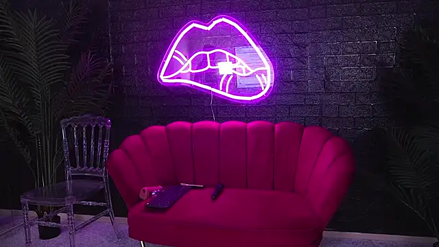 Annabellerise online show from 25, 9, 2025