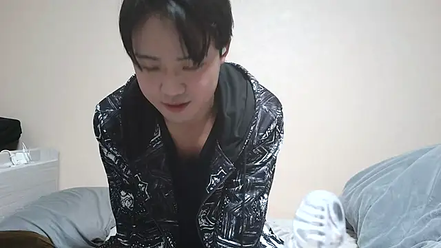 Snapshot of nunnun00 chatting on 17, 3, 2025 nunnun00 online show from 17, 3, 2025