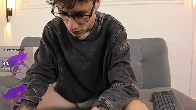 Cum hunters online show from 3, 3, 2026