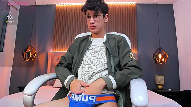 Cum hunters online show from 14, 9, 2025