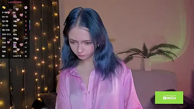 Snapshot of miuri_miy chatting on 6, 3, 2025 miuri miy online show from 6, 3, 2025