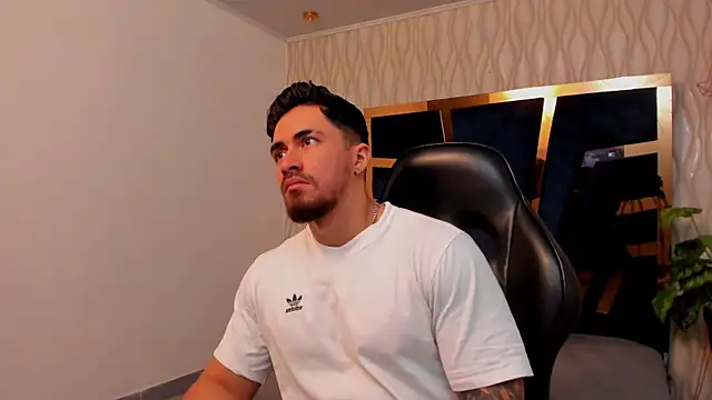 Brad Summer online show from 4, 12, 2025