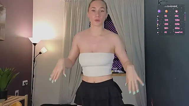 too sexxxy online show from 25, 5, 2026