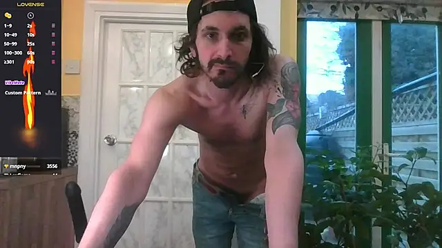 riffraphboi online show from 10, 2, 2025