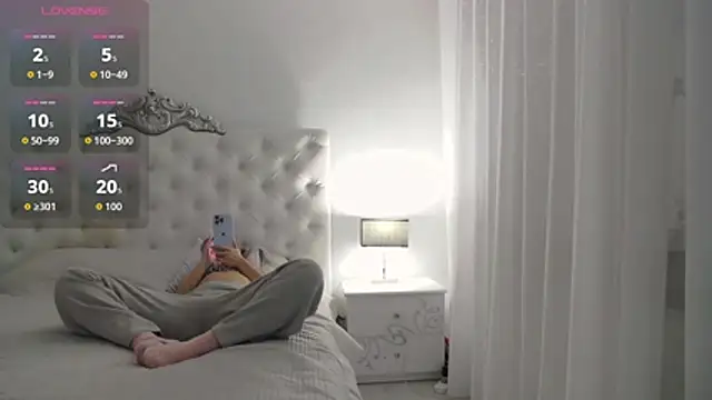 AlysiaBright online show from 26, 2, 2026