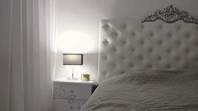 AlysiaBright online show from 24, 1, 2025