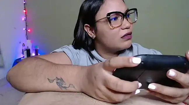 Snapshot of sweetlatin01 chatting on 24, 1, 2025 sweetlatin01 online show from 24, 1, 2025