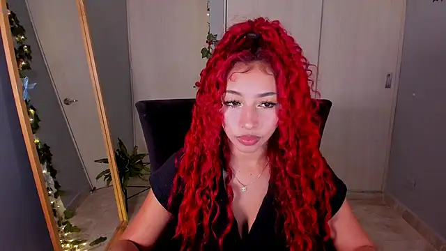 Snapshot of Curly915 chatting on 14, 9, 2025 Curly915 online show from 14, 9, 2025