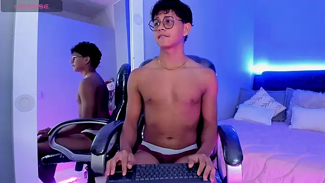 Snapshot of Dawn16_ chatting on 27, 11, 2025 Dawn16 online show from 27, 11, 2025