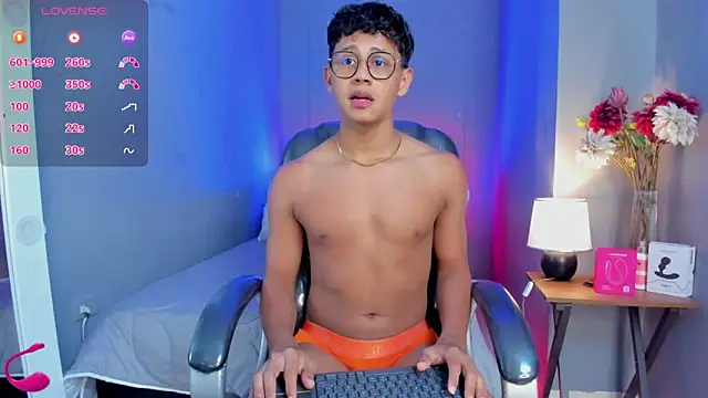 Snapshot of Dawn16_ chatting on 6, 11, 2025 Dawn16 online show from 6, 11, 2025