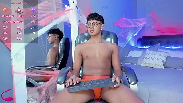 Snapshot of Dawn16_ chatting on 25, 10, 2025 Dawn16 online show from 25, 10, 2025