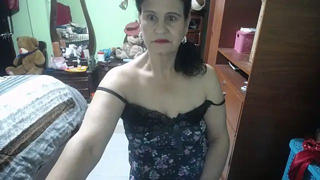 jazmin mature  online show from 4, 10, 2025