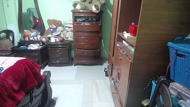 jazmin mature  online show from 11, 11, 2025