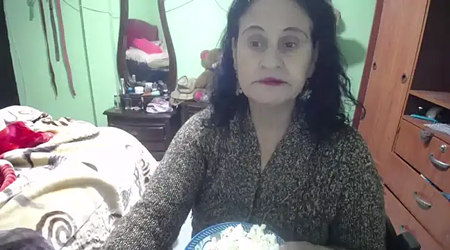 jazmin mature  online show from 17, 3, 2025