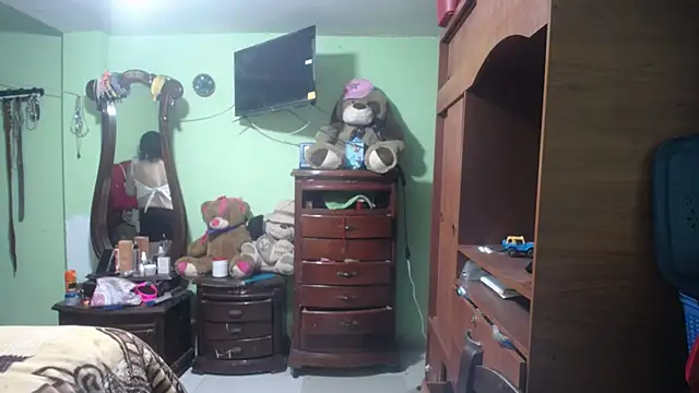 jazmin mature  online show from 25, 10, 2025