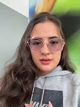 baaby-miiaa online show from 25, 5, 2026