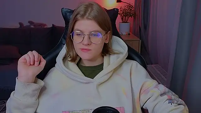 Snapshot of _JessieVibes chatting on 6, 2, 2026 JessieVibes online show from 6, 2, 2026