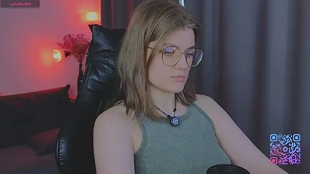 Snapshot of _JessieVibes chatting on 6, 6, 2026 JessieVibes online show from 6, 6, 2026