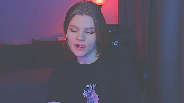 Snapshot of _JessieVibes chatting on 3, 3, 2026 JessieVibes online show from 3, 3, 2026