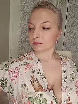 Anesteishen online show from 3, 12, 2025