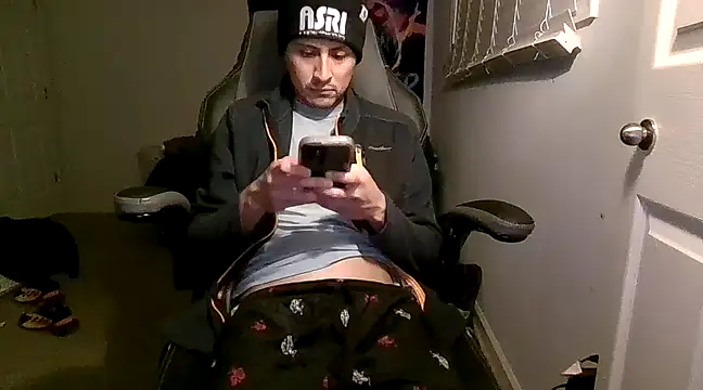 Snapshot of PerroDemonioHot chatting on 26, 2, 2025 PerroDemonioHot online show from 26, 2, 2025