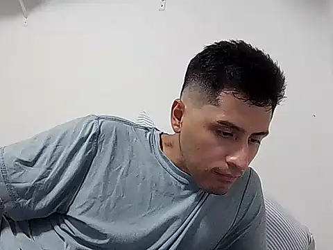 Snapshot of PerroDemonioHot chatting on 19, 9, 2025 PerroDemonioHot online show from 19, 9, 2025