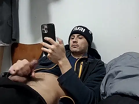 Snapshot of PerroDemonioHot chatting on 7, 2, 2026 PerroDemonioHot online show from 7, 2, 2026